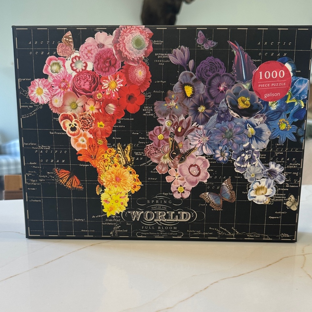 “Full Bloom” Spring Map of the World - 1000 Piece Puzzle